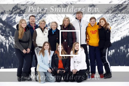 Lech 25 februari 2020
Fotouurtje Koninklijke familie. Aanwezig Koning Willem Alexander Koningin Maxima Prinses Amalia Alexia Ariane Prinses Beatrix Prins Constantijn Prinses laurentien Gravin Eloise Graaf Claus Casimir en Gravin Leonore .