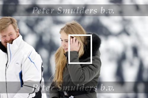 Lech 25 februari 2020
Fotouurtje Koninklijke familie. Aanwezig Koning Willem Alexander Koningin Maxima Prinses Amalia Alexia Ariane Prinses Beatrix Prins Constantijn Prinses laurentien Gravin Eloise Graaf Claus Casimir en Gravin Leonore .