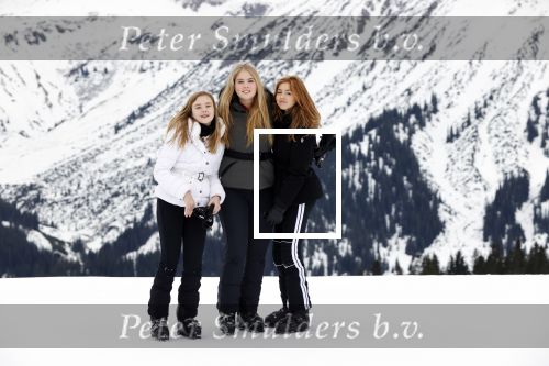 Lech 25 februari 2020
Fotouurtje Koninklijke familie. Aanwezig Koning Willem Alexander Koningin Maxima Prinses Amalia Alexia Ariane Prinses Beatrix Prins Constantijn Prinses laurentien Gravin Eloise Graaf Claus Casimir en Gravin Leonore .