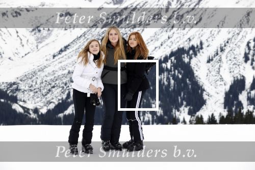 Lech 25 februari 2020
Fotouurtje Koninklijke familie. Aanwezig Koning Willem Alexander Koningin Maxima Prinses Amalia Alexia Ariane Prinses Beatrix Prins Constantijn Prinses laurentien Gravin Eloise Graaf Claus Casimir en Gravin Leonore .