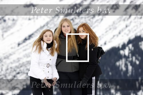 Lech 25 februari 2020
Fotouurtje Koninklijke familie. Aanwezig Koning Willem Alexander Koningin Maxima Prinses Amalia Alexia Ariane Prinses Beatrix Prins Constantijn Prinses laurentien Gravin Eloise Graaf Claus Casimir en Gravin Leonore .
