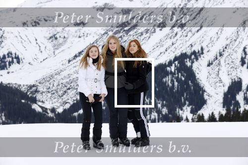 Lech 25 februari 2020
Fotouurtje Koninklijke familie. Aanwezig Koning Willem Alexander Koningin Maxima Prinses Amalia Alexia Ariane Prinses Beatrix Prins Constantijn Prinses laurentien Gravin Eloise Graaf Claus Casimir en Gravin Leonore .