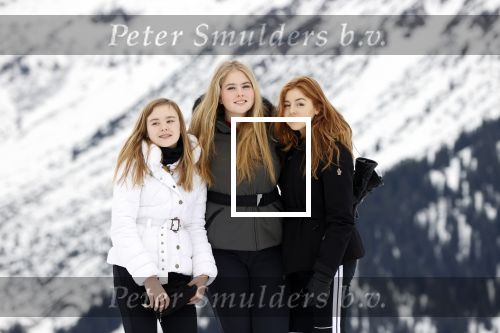 Lech 25 februari 2020
Fotouurtje Koninklijke familie. Aanwezig Koning Willem Alexander Koningin Maxima Prinses Amalia Alexia Ariane Prinses Beatrix Prins Constantijn Prinses laurentien Gravin Eloise Graaf Claus Casimir en Gravin Leonore .