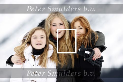 Lech 25 februari 2020
Fotouurtje Koninklijke familie. Aanwezig Koning Willem Alexander Koningin Maxima Prinses Amalia Alexia Ariane Prinses Beatrix Prins Constantijn Prinses laurentien Gravin Eloise Graaf Claus Casimir en Gravin Leonore .