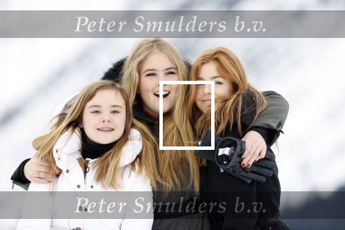 Lech 25 februari 2020
Fotouurtje Koninklijke familie. Aanwezig Koning Willem Alexander Koningin Maxima Prinses Amalia Alexia Ariane Prinses Beatrix Prins Constantijn Prinses laurentien Gravin Eloise Graaf Claus Casimir en Gravin Leonore .