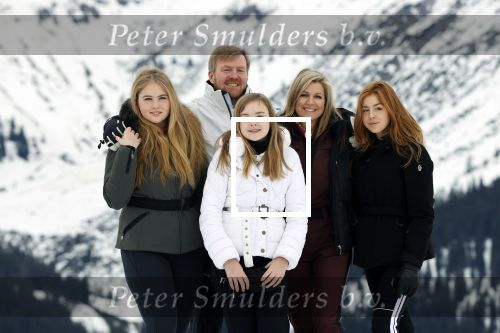 Lech 25 februari 2020
Fotouurtje Koninklijke familie. Aanwezig Koning Willem Alexander Koningin Maxima Prinses Amalia Alexia Ariane Prinses Beatrix Prins Constantijn Prinses laurentien Gravin Eloise Graaf Claus Casimir en Gravin Leonore .