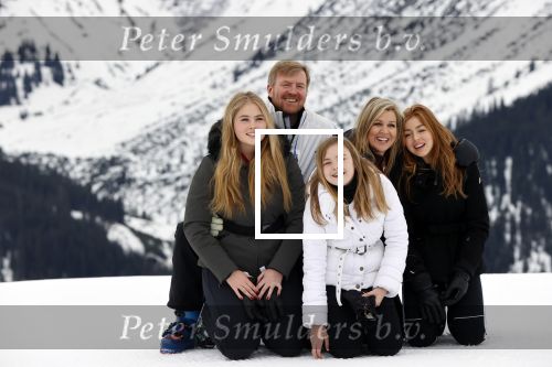 Lech 25 februari 2020
Fotouurtje Koninklijke familie. Aanwezig Koning Willem Alexander Koningin Maxima Prinses Amalia Alexia Ariane Prinses Beatrix Prins Constantijn Prinses laurentien Gravin Eloise Graaf Claus Casimir en Gravin Leonore .