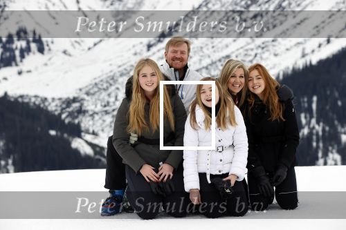 Lech 25 februari 2020
Fotouurtje Koninklijke familie. Aanwezig Koning Willem Alexander Koningin Maxima Prinses Amalia Alexia Ariane Prinses Beatrix Prins Constantijn Prinses laurentien Gravin Eloise Graaf Claus Casimir en Gravin Leonore .