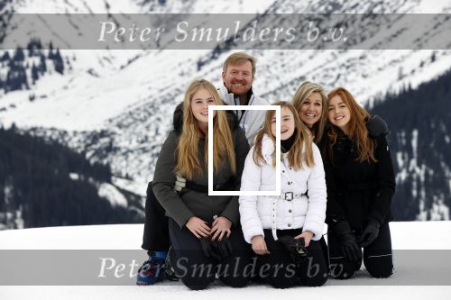 Lech 25 februari 2020
Fotouurtje Koninklijke familie. Aanwezig Koning Willem Alexander Koningin Maxima Prinses Amalia Alexia Ariane Prinses Beatrix Prins Constantijn Prinses laurentien Gravin Eloise Graaf Claus Casimir en Gravin Leonore .
