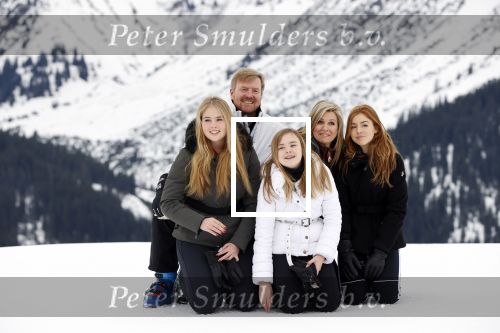 Lech 25 februari 2020
Fotouurtje Koninklijke familie. Aanwezig Koning Willem Alexander Koningin Maxima Prinses Amalia Alexia Ariane Prinses Beatrix Prins Constantijn Prinses laurentien Gravin Eloise Graaf Claus Casimir en Gravin Leonore .
