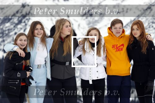 Lech 25 februari 2020
Fotouurtje Koninklijke familie. Aanwezig Koning Willem Alexander Koningin Maxima Prinses Amalia Alexia Ariane Prinses Beatrix Prins Constantijn Prinses laurentien Gravin Eloise Graaf Claus Casimir en Gravin Leonore .