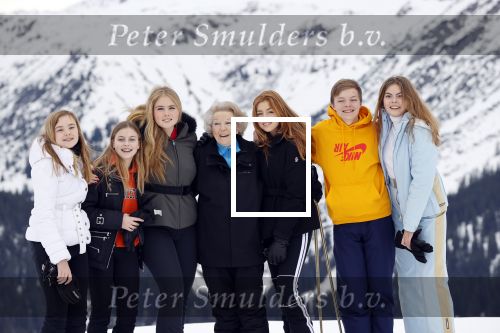 Lech 25 februari 2020
Fotouurtje Koninklijke familie. Aanwezig Koning Willem Alexander Koningin Maxima Prinses Amalia Alexia Ariane Prinses Beatrix Prins Constantijn Prinses laurentien Gravin Eloise Graaf Claus Casimir en Gravin Leonore .