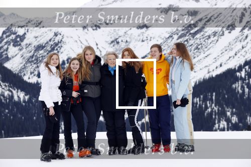 Lech 25 februari 2020
Fotouurtje Koninklijke familie. Aanwezig Koning Willem Alexander Koningin Maxima Prinses Amalia Alexia Ariane Prinses Beatrix Prins Constantijn Prinses laurentien Gravin Eloise Graaf Claus Casimir en Gravin Leonore .