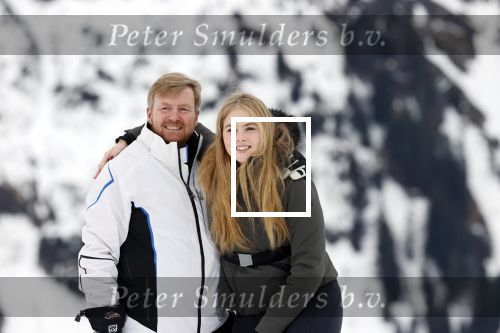Lech 25 februari 2020
Fotouurtje Koninklijke familie. Aanwezig Koning Willem Alexander Koningin Maxima Prinses Amalia Alexia Ariane Prinses Beatrix Prins Constantijn Prinses laurentien Gravin Eloise Graaf Claus Casimir en Gravin Leonore .