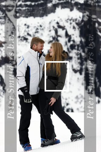 Lech 25 februari 2020
Fotouurtje Koninklijke familie. Aanwezig Koning Willem Alexander Koningin Maxima Prinses Amalia Alexia Ariane Prinses Beatrix Prins Constantijn Prinses laurentien Gravin Eloise Graaf Claus Casimir en Gravin Leonore .