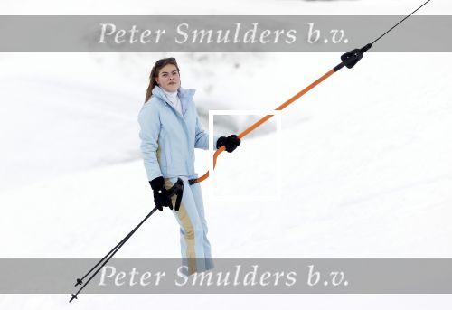 Lech 25 februari 2020
Fotouurtje Koninklijke familie. Aanwezig Koning Willem Alexander Koningin Maxima Prinses Amalia Alexia Ariane Prinses Beatrix Prins Constantijn Prinses laurentien Gravin Eloise Graaf Claus Casimir en Gravin Leonore .