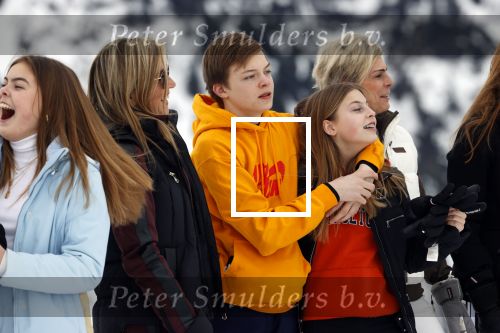 Lech 25 februari 2020
Fotouurtje Koninklijke familie. Aanwezig Koning Willem Alexander Koningin Maxima Prinses Amalia Alexia Ariane Prinses Beatrix Prins Constantijn Prinses laurentien Gravin Eloise Graaf Claus Casimir en Gravin Leonore .