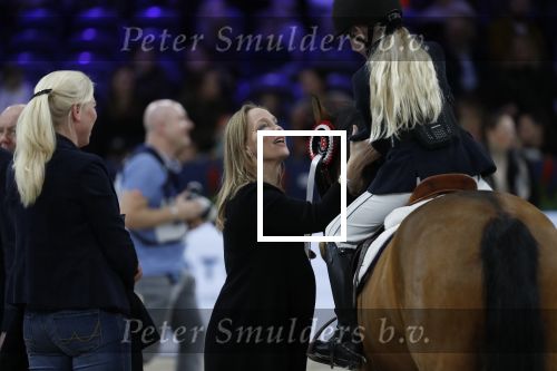 Amsterdam26 januari 2020
Prinses Margarita met haar man Tjalling ten Cate en hun dochters Julia en Paola bij Jumping Amsterdam in de RAI