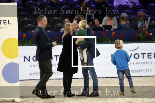 Amsterdam26 januari 2020
Prinses Margarita met haar man Tjalling ten Cate en hun dochters Julia en Paola bij Jumping Amsterdam in de RAI