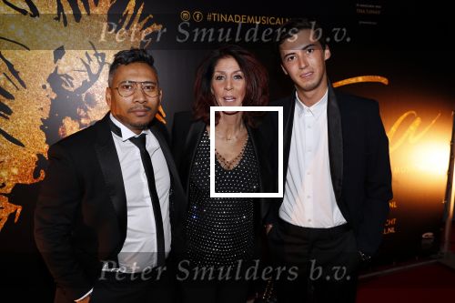 Utrecht 9 februari 2020
Premiere Tina Turner musical in het Beatrix Theater. Rachel Hazes kwam met vriend Mike en Nino Wilkes