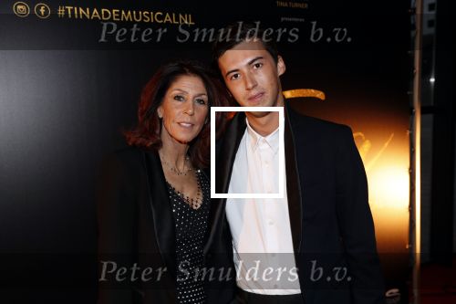 Utrecht 9 februari 2020
Premiere Tina Turner musical in het Beatrix Theater. Rachel Hazes kwam met vriend Mike en Nino Wilkes