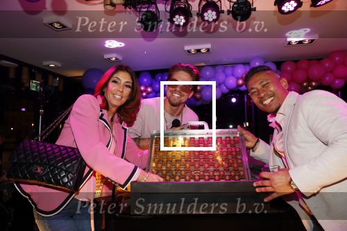 Amsterdam 3 maart 2020
Rachel Hazes viert haar 50e verjaardag bij Majestic.
Rachel Hazes 50 jaar met vriend Mike en Andre Hazes