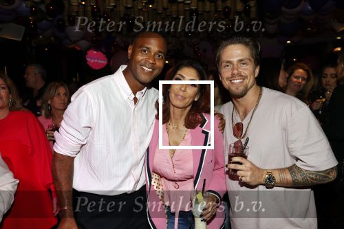 Amsterdam 3 maart 2020
Rachel Hazes viert haar 50e verjaardag bij Majestic.
Rachel Hazes met Andre Hazes en Patrick Kluivert