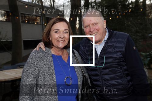 Hilversum 5 januari 2020
Peter Koelewijn krijgt een lintje van Burgemeester Pieter Broertjes.
Event vond plaats in de wisseloord studios. Rene v d Kerkhof met zijn vrouw