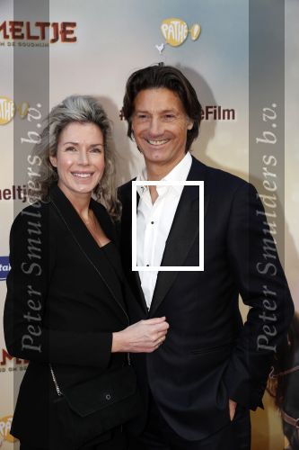 Amsterdam 1 februari 2020
Premiere Kruimeltje in Tuschinski. Rick Engelkes met vriendin Marie Claire Noorlander en haar zoons