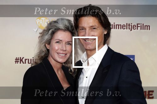 Amsterdam 1 februari 2020
Premiere Kruimeltje in Tuschinski. Rick Engelkes met vriendin Marie Claire Noorlander en haar zoons