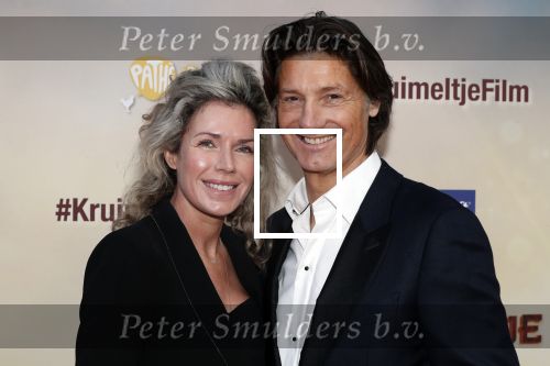 Amsterdam 1 februari 2020
Premiere Kruimeltje in Tuschinski. Rick Engelkes met vriendin Marie Claire Noorlander en haar zoons