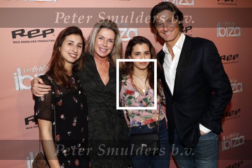 Amsterdam 3 februari 2020
Premiere verliefd op ibiza in het deLamar theater. Rick Engelkes met zijn vriendin Marie Claire Noorlander en zijn dochters