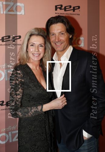 Amsterdam 3 februari 2020
Premiere verliefd op ibiza in het deLamar theater. Rick Engelkes met zijn vriendin Marie Claire Noorlander en zijn dochters