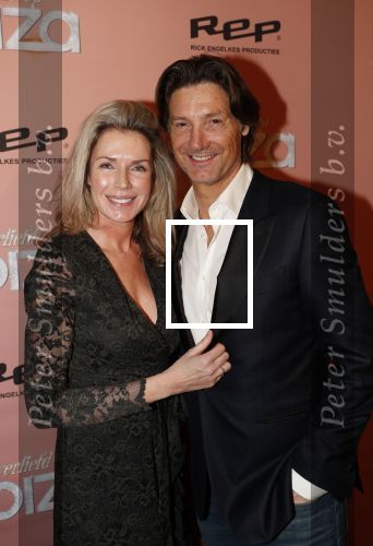 Amsterdam 3 februari 2020
Premiere verliefd op ibiza in het deLamar theater. Rick Engelkes met zijn vriendin Marie Claire Noorlander en zijn dochters