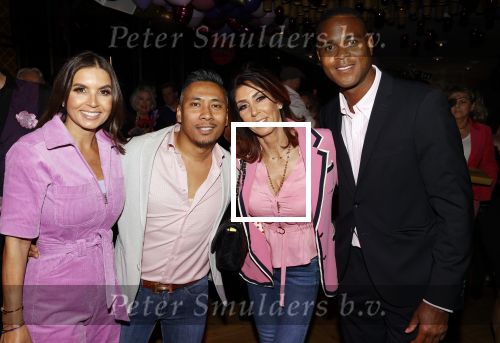 Amsterdam 3 maart 2020
Rachel Hazes viert haar 50e verjaardag bij Majestic.
Rosanna Kluivert Patrick Kluivert en Rachel Hazes met vriend Maik