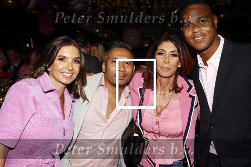 Amsterdam 3 maart 2020
Rachel Hazes viert haar 50e verjaardag bij Majestic.
Rosanna Kluivert Patrick Kluivert en Rachel Hazes met vriend Maik