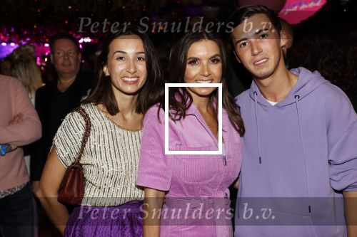 Amsterdam 3 maart 2020
Rachel Hazes viert haar 50e verjaardag bij Majestic.
Rosanna Kluivert en zoon Nino Wilkes en dochter Demi Wilkes