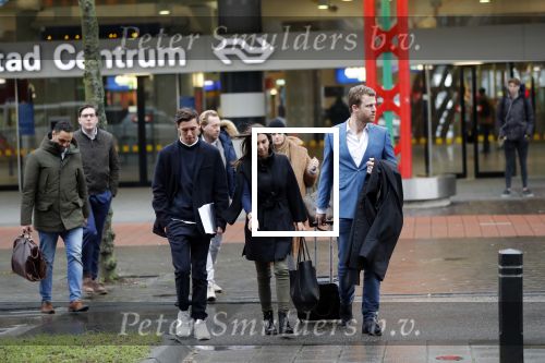 Lelystad 15 januari 2020
Rechtszaak Rosanna Kluivert en haar zoon Nino Wilkes tegen het tv programma Tros Opgelicht bij de rechtbank in Lelystad. Rosanna met haar advocaat Royce de Vries