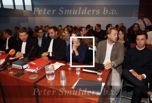 Lelystad 15 januari 2020
Rechtszaak Rosanna Kluivert en haar zoon Nino Wilkes tegen het tv programma Tros Opgelicht bij de rechtbank in Lelystad. Rosanna met haar advocaat Royce de Vries