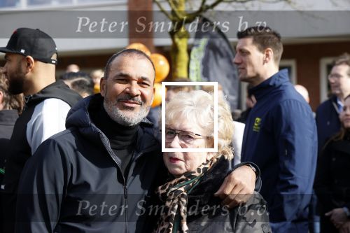Amsterdam 4 maart 2020
Ruud Gullit en Frank Rijkaard openen hun Cruyff coart in Amsterdam west. Ruud met zijn moeder