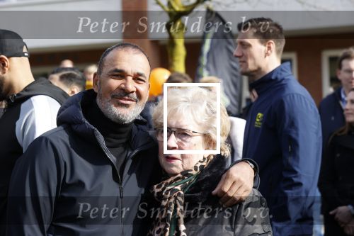 Amsterdam 4 maart 2020
Ruud Gullit en Frank Rijkaard openen hun Cruyff coart in Amsterdam west. Ruud met zijn moeder