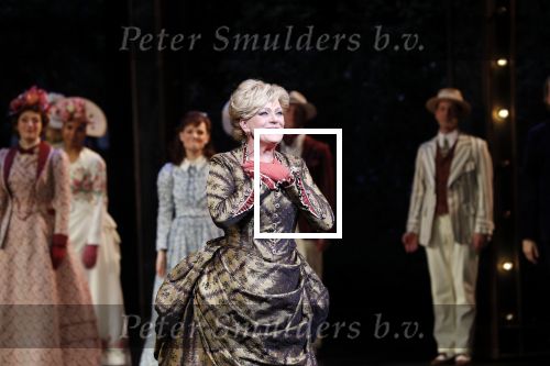 Rotterdam 8 maart 2020
Premiere Hello Dolly in nieuwe Luxor met in de hoofdrollen Simone Kleinsma en Paul de Leeuw .