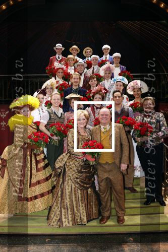 Rotterdam 8 maart 2020
Premiere Hello Dolly in het nieuwe Luxor. Cast Hello Dolly met oa Simone Kleinsma en Paul de Leeuw