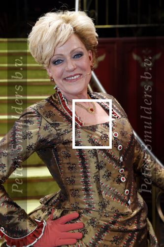 Rotterdam 8 maart 2020
Premiere Hello Dolly in het nieuwe Luxor. Cast Hello Dolly met oa Simone Kleinsma en Paul de Leeuw