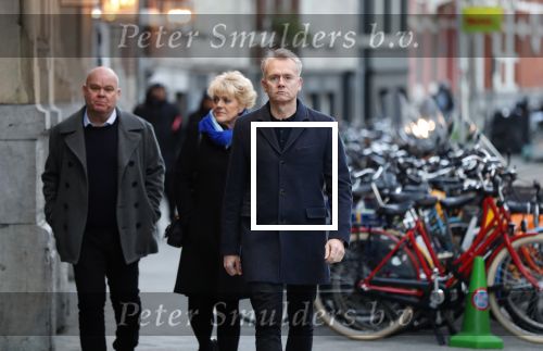 Amsterdam 19 januari 2020
Herdenkingsdienst Martin Elfrink de partner van Andre v Duin die afgelopen maandag overleden is . De Dienst was in het deLamar theater. Paul de Leeuw met partner Stefan Nugter en Simone Kleinsma