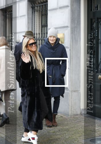 Amsterdam 3 februari 2020
Sylvie Meis vertrekt na dag werken vanuit hotel The Dylan.