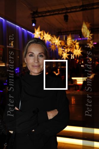 Nieuwegein 4 februari 2020
Premiere Heel Holland lacht in schouwburg de Kom. Tanja Jess met haar manager