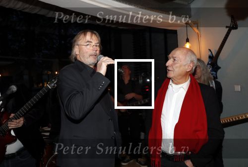 Hilversum 5 januari 2020
Peter Koelewijn krijgt een lintje van Burgemeester Pieter Broertjes.
Event vond plaats in de wisseloord studios. Tjerk Lammers