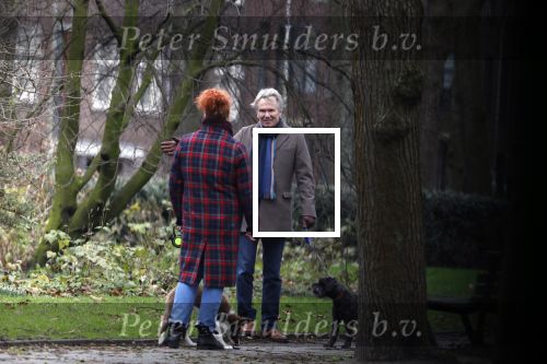 Amsterdam 31 januari 2020
Tom Egbers laat bellend zijn hond uit