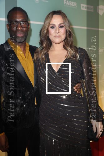 Amsterdam 10 februari 2020
Uitreiking edisons in de westergasfabriek . Najib Amhali presenteert de avond.
Trijntje Oosterhuis kwam met partner Alvin Lewis